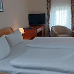 Hotel Meereswelle - Anno 1875 *