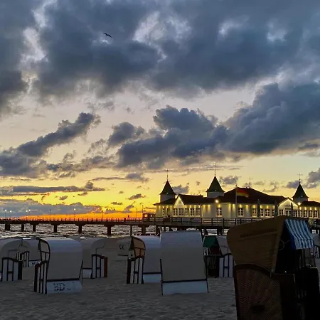 Meereswelle - Anno 1875 Hotel Heringsdorf (Usedom)