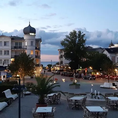 Meereswelle - Anno 1875 Hotel Heringsdorf (Usedom)