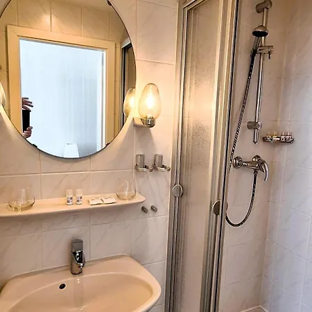 Hotel Meereswelle - Anno 1875 *